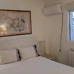 Marbella Rooms near Puerto Banus and Golf