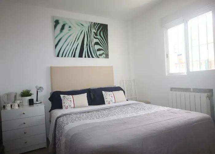 Marbella Rooms near Puerto Banus and Golf