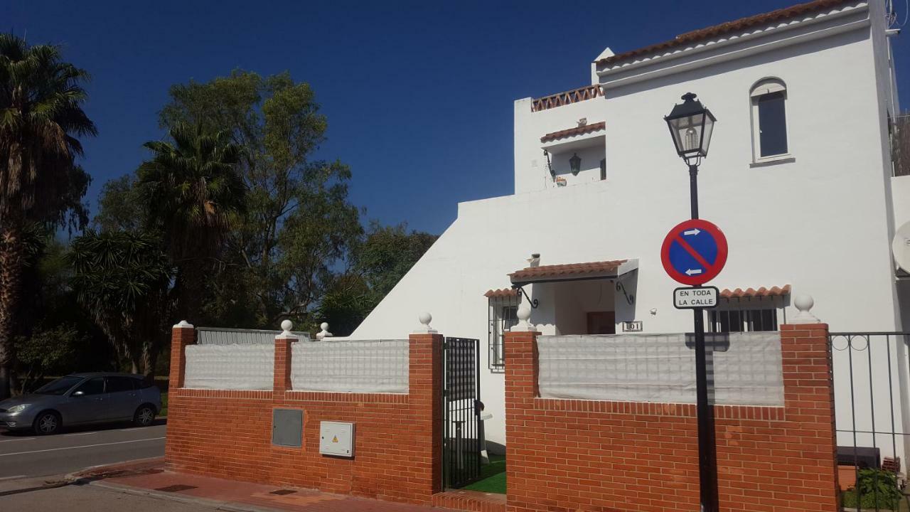 Alloggio in famiglia Little Peaceful Retreat With Bath, Heating, Terrace, Free Wifi Fridge Easy Parking *